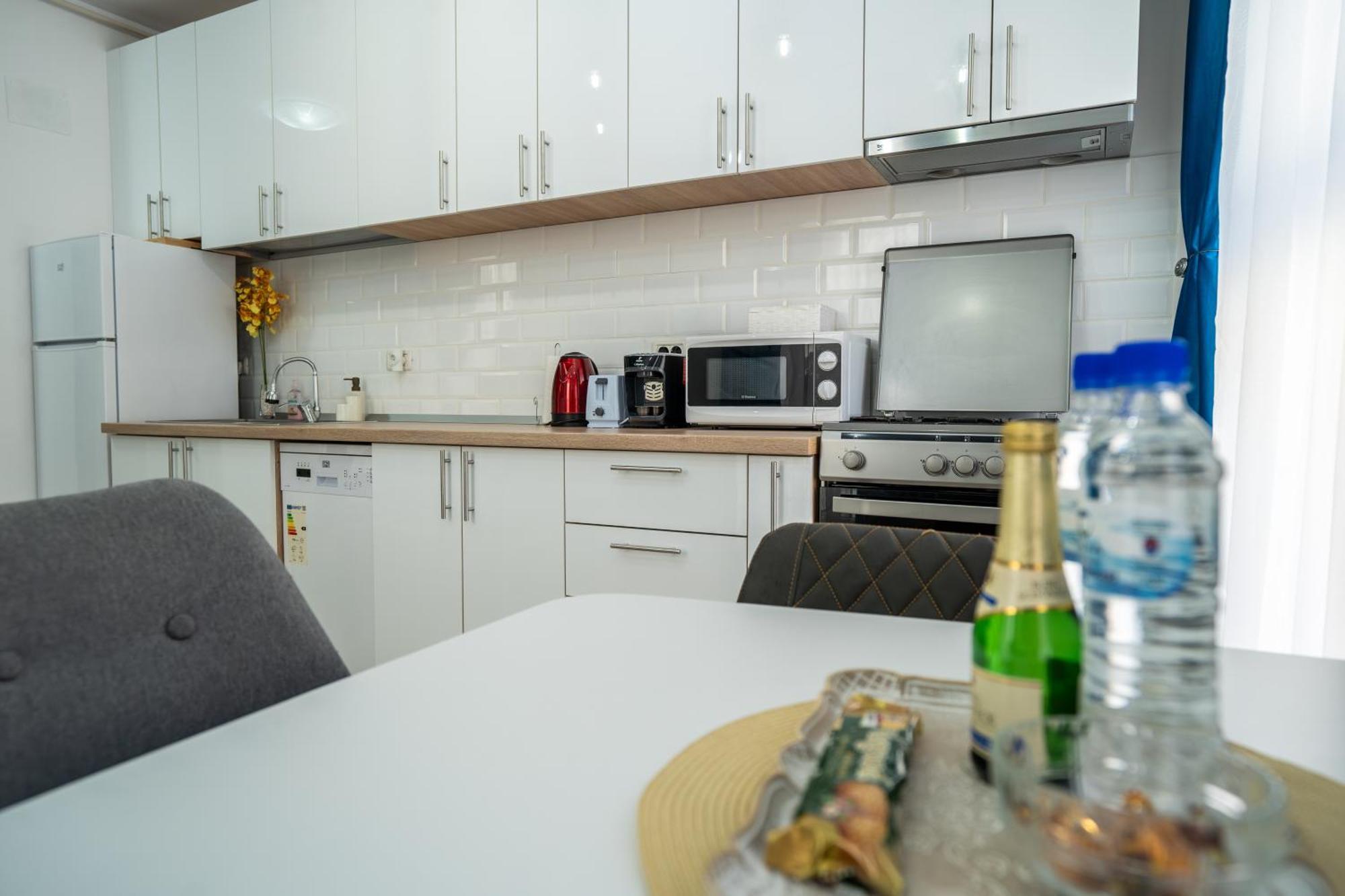 Modern & Comfortable Apartament Cismigiu Park - Pop3 ブカレスト エクステリア 写真